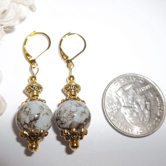 Gold Brown White Beaded Dangle Earrings Set Lever Back Gift Idea for Her 7134 - Picture 2 of 8